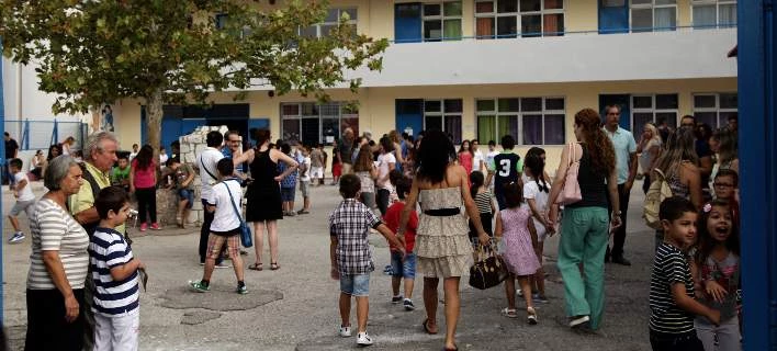 Από 13 έως 30 Απριλίου οι αιτήσεις για ένταξη στους πίνακες αναπληρωτών και ωρομισθίων εκπαιδευτικών